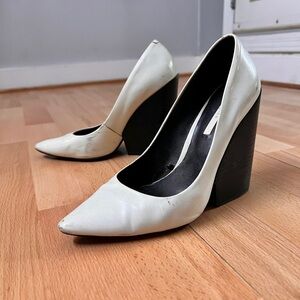 Classic Pointed Toe Wedge block Pumps in White leather